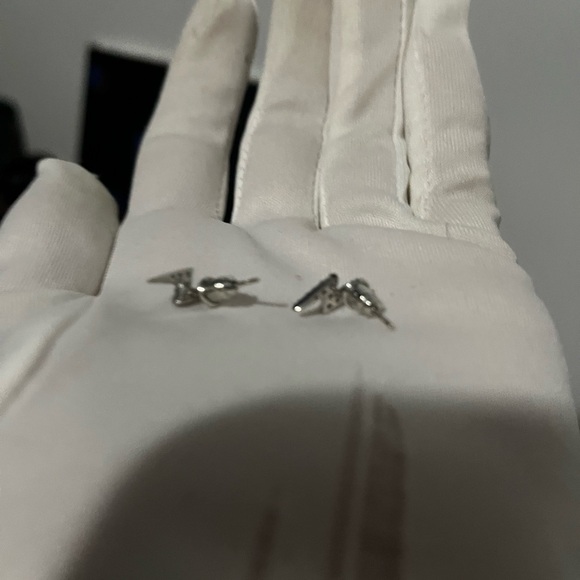 BRAND NEW SILVER DIAMOND LIGHTNING EARRINGS‼️ - Picture 14 of 15